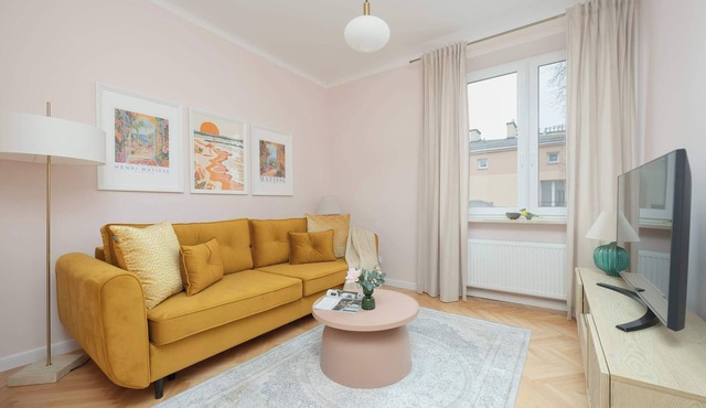 Comfortable Apartment with Bedroom | Close to Public Transport