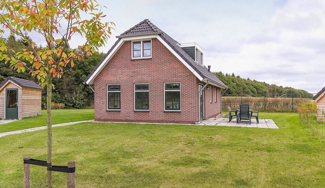 Comfortable bungalow for 6 persons