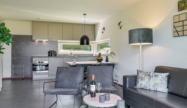 Comfortable bungalow for 4 persons
