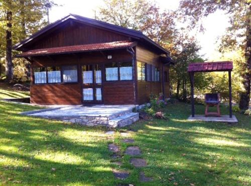 Comfortable Chalet in Giarola with Mountain View