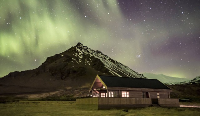 Comfortable cottage getaway near Snæfellsjökull national park