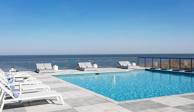 Comfortable Countryside Stay! 3 Comfortable Units, Onsite Pool