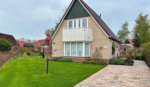 Comfortable country house in the middle of Drenthe