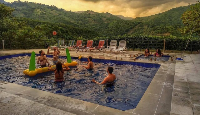 Comfortable country house for family or friends holidays with wide social space