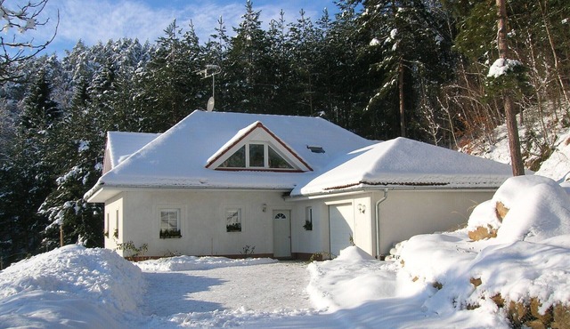 Comfortable detached house with large garden