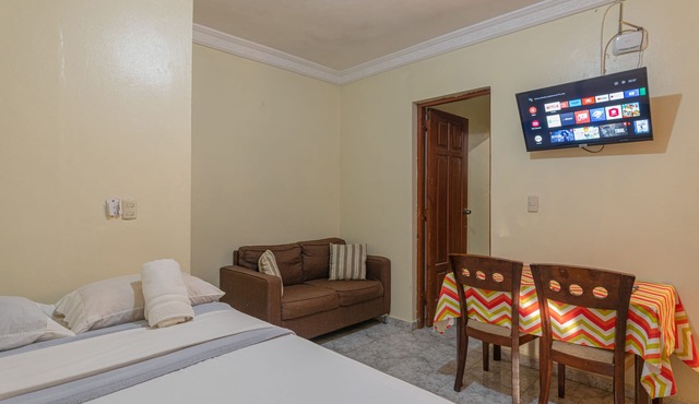 Comfortable Double Room in Corales del Sur, Santo Domingo Este -Near Airport SQD