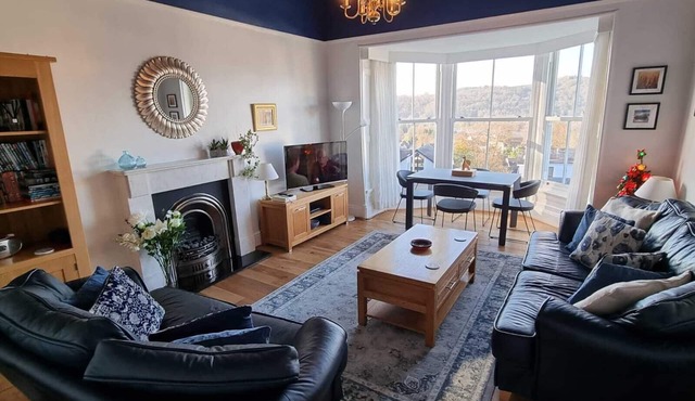Comfortable First Floor Apartment