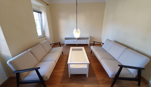 Comfortable Four Bedroom Apartment in Komen