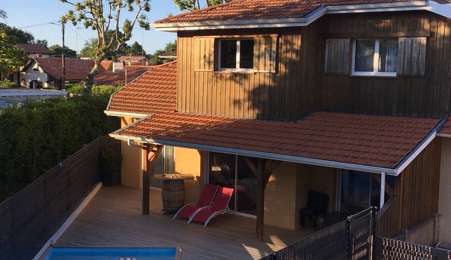 Comfortable villa with swimming pool for 8-10 people