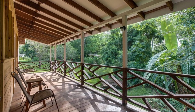 Comfortable Garden House w/Private Bathroom, Kitchen, & Porch w/Hammock