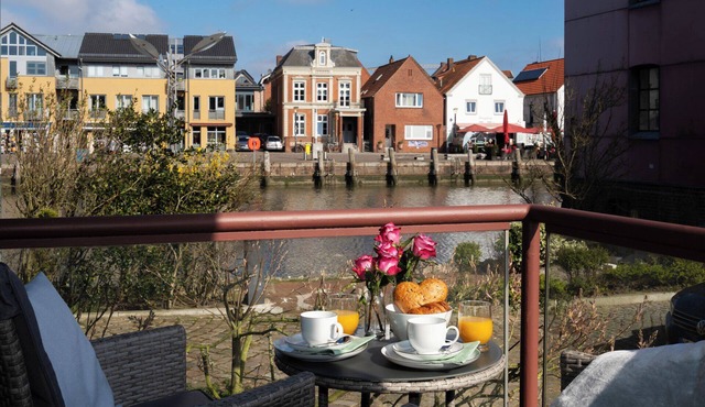 Comfortable holiday apartment with a balcony and modern amenities in Husum