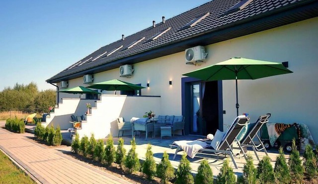 Comfortable holiday homes with terraces, Mielenko