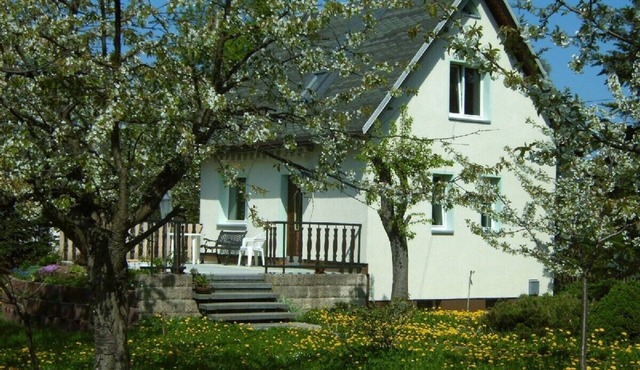 Comfortable holiday house, located in a big garden, few minutes to the centre
