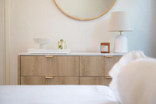 Comfortable Home for 6 - Canberra Inner North