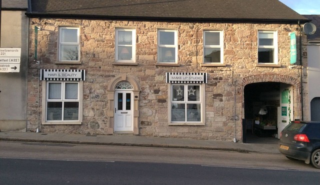Comfortable, homely, sympathetically renovated early Victorian streethouse