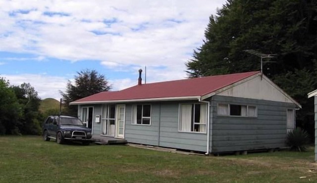 Comfortable house for your Tongariro NP holiday. Bookings open for Maadi Gras.