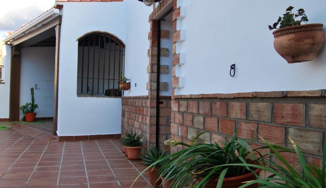 Comfortable house in Guadix with barbecue and parking