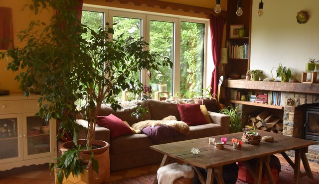 Comfortable house with panoramic view of the Lobbes valley