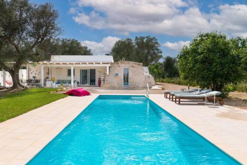 Comfortable Villa in San Vito dei Normanni with Private Pool