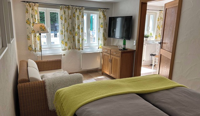 Comfortable living in the countryside. Central location in Marialinden, directly on the Way of St. James.