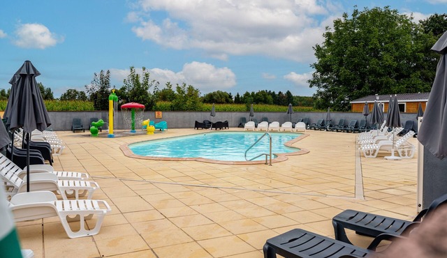 Comfortable Mobile Home B027 near Europa-Park with Private Terrace and Shared Garden