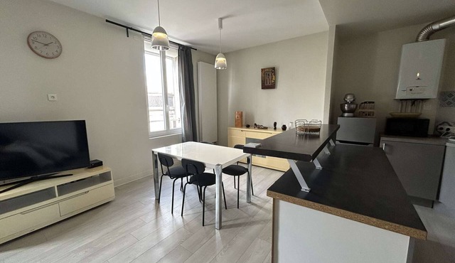 Comfortable & Modern Apartment in Reims