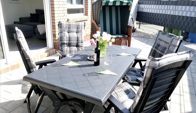 Comfortable new-build vacation home directly on the North Sea (only 150 m) free of visitor's tax
