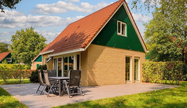 Comfortable bungalow for 6 people