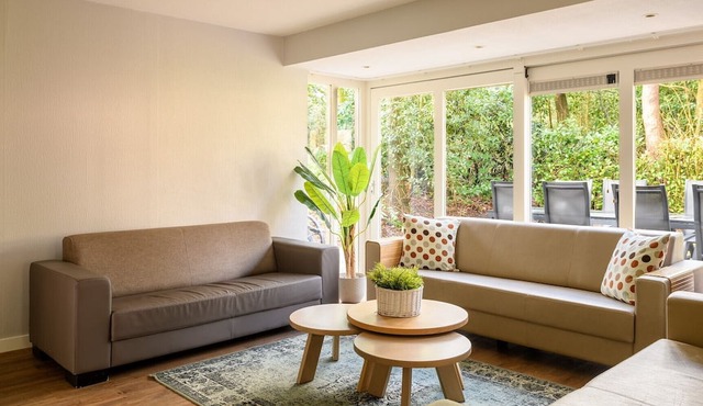 Comfortable bungalow for 8 people with private sauna