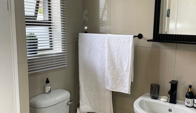 Comfortable Open-Plan Studio Stay — 36 On Blougom, Midrand