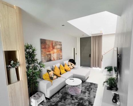 COMFORTABLE RENOVATED 2BR TownHouse5 MonkeyHill