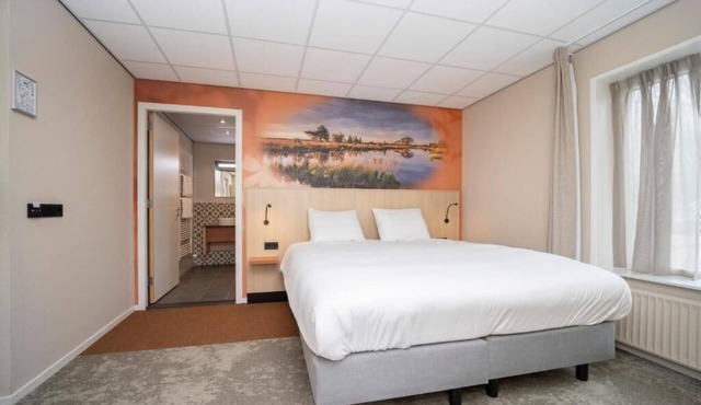 Comfortable Room – Perfect for Family Getaway in Dwingeloo! Free Parking!