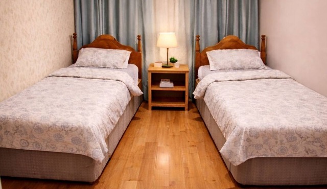 Comfortable Room with 2 Beds + Extra Mattress