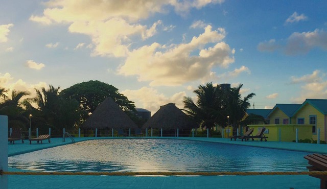 Comfortable, Spacious Beach Resort Casita