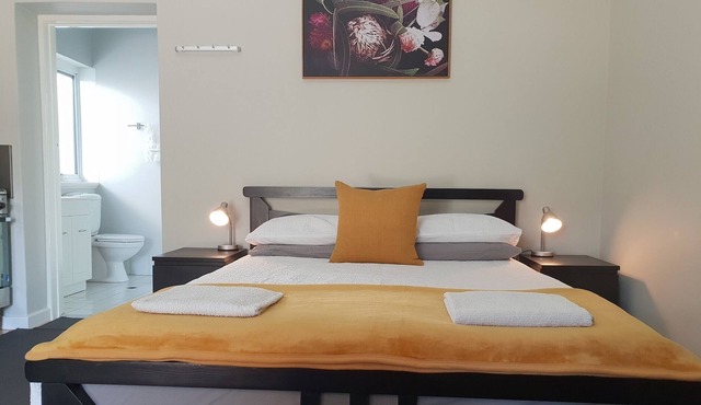 Comfortable studio ideal for couples or single travellers