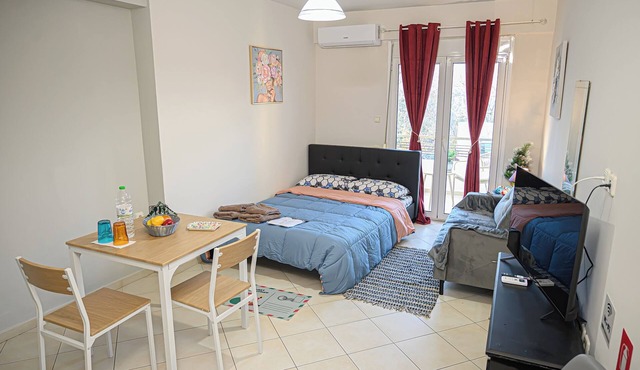 Comfortable Studio in Larissa near the Center with Easy Parking