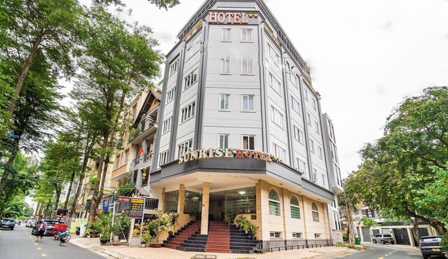 Comfortable Suite Experience at Sunrise Trung Son
