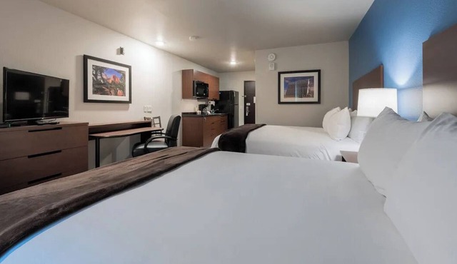 Comfortable Suites Near Outdoor Recreation and Parks