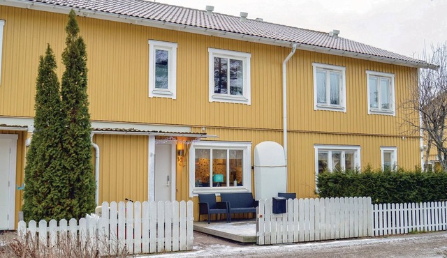 Comfortable summer accommodation, perfect for the family with children. In the small garden you can
