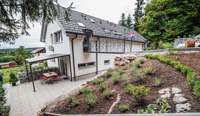 Comfortable two bedroom apartment Rozalija
