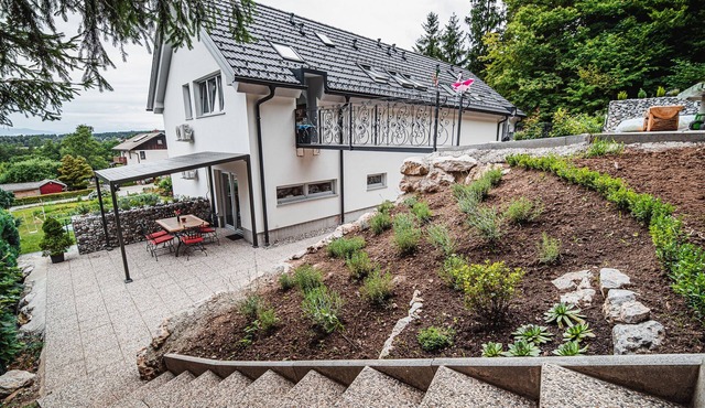 Comfortable two bedroom apartment Rozalija