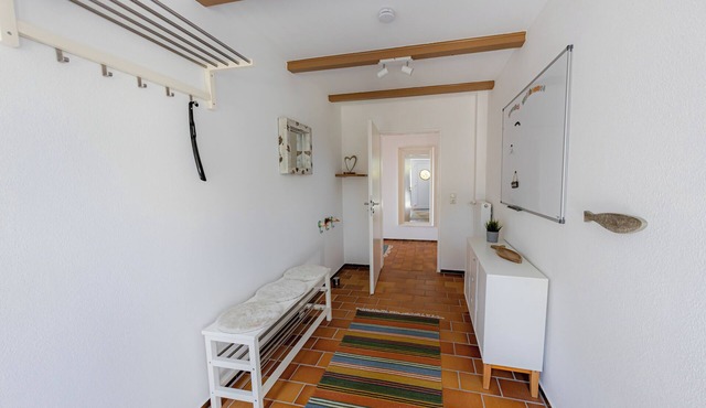 Comfortable vacation apartment with lake view & wallbox