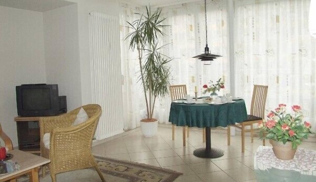Comfortable, well-kept, bright 2 room apartment, parking and free WiFi