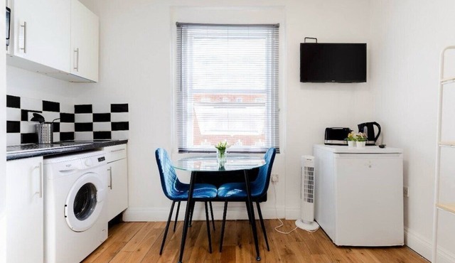 Comfotable Studio Near Central London