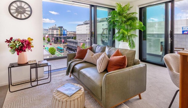 Comfy Manchester CBD Apartment - Parking, Central & Stadium