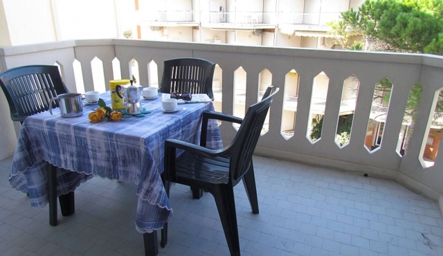 Comfy seafront apartment-Beahost
