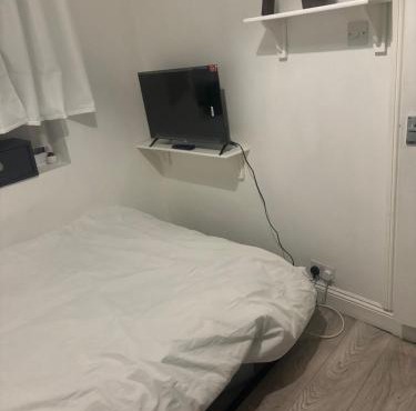 Comfy Studio Flat