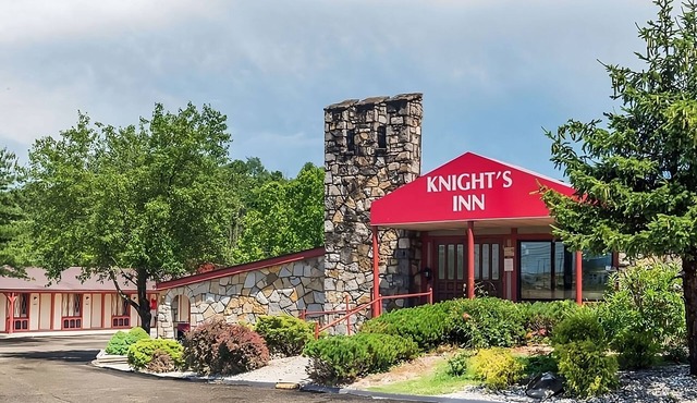 Comfy Unit, Table Tennis, Pool, Free Parking, Free WiFi, Pets Allowed