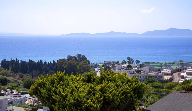 Comfy Villa with Shared Pool and Terrace in Bodrum