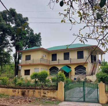 Commander's Home